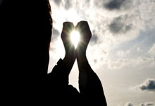 开云下载-申城蓝焰永不熄！上海申花铁血征程铸就不败金身