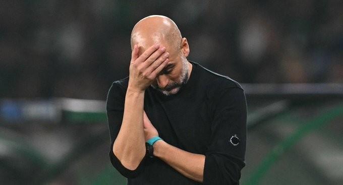 包含尤文图斯后防线失守，连遭逆转遭遇三连败的词条