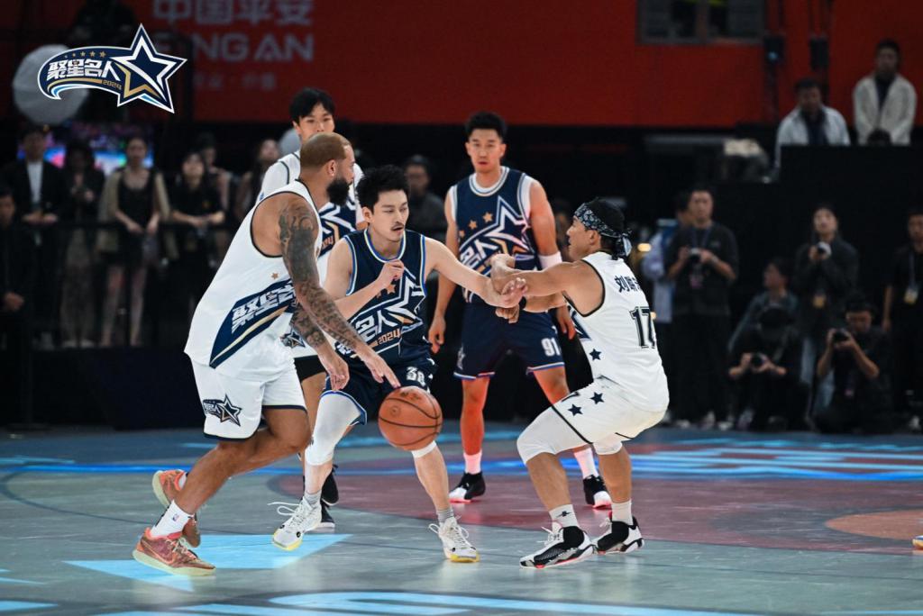 包含NBA球星生日活动引发球迷热情，互动频繁的词条