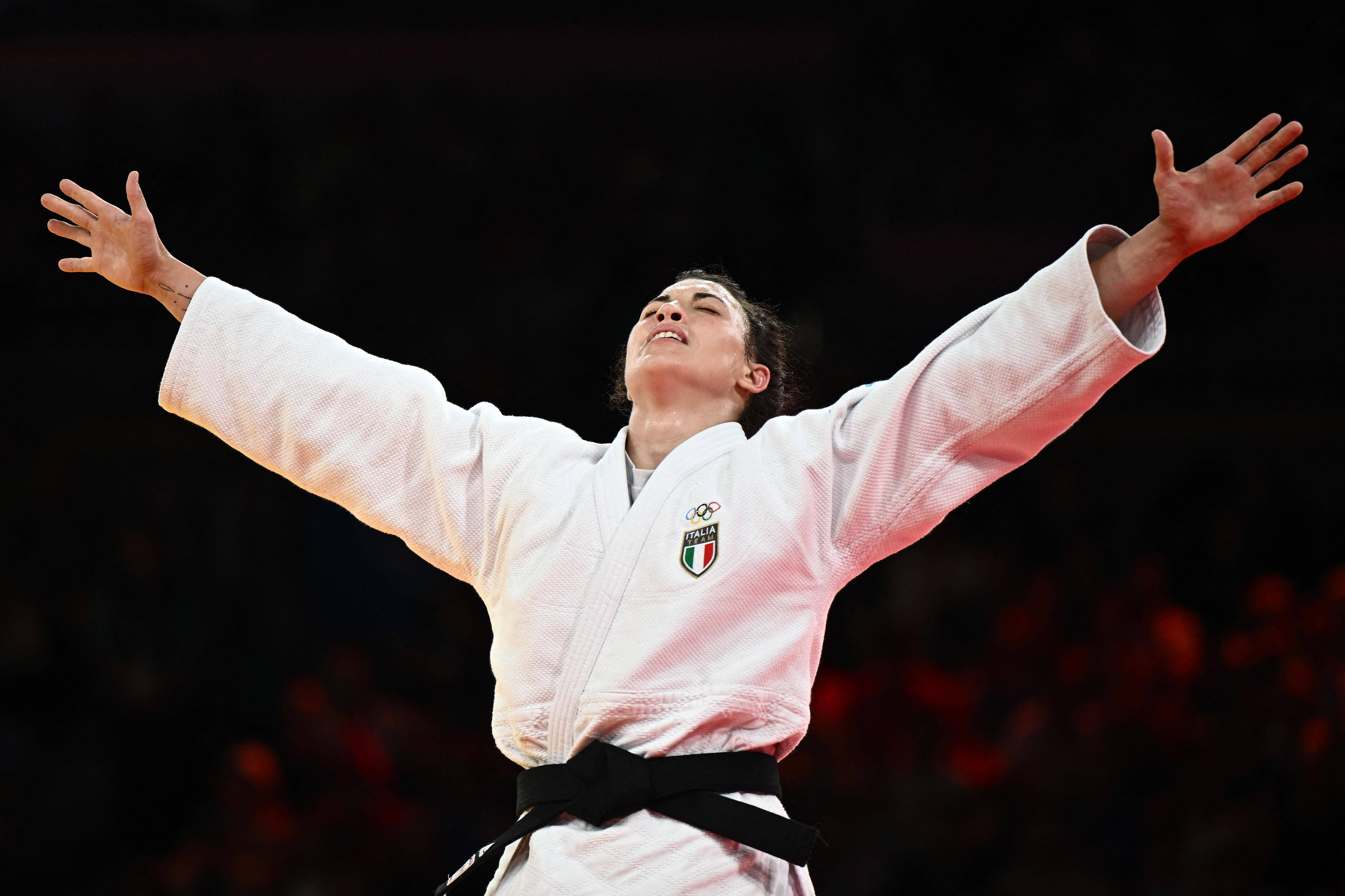 开云体育官方网站-黎巴嫩选手在女子柔道比赛中力压群雄