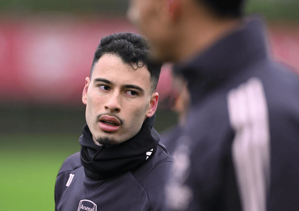 开云体育官方网站-富勒姆德比战告捷，士气高涨