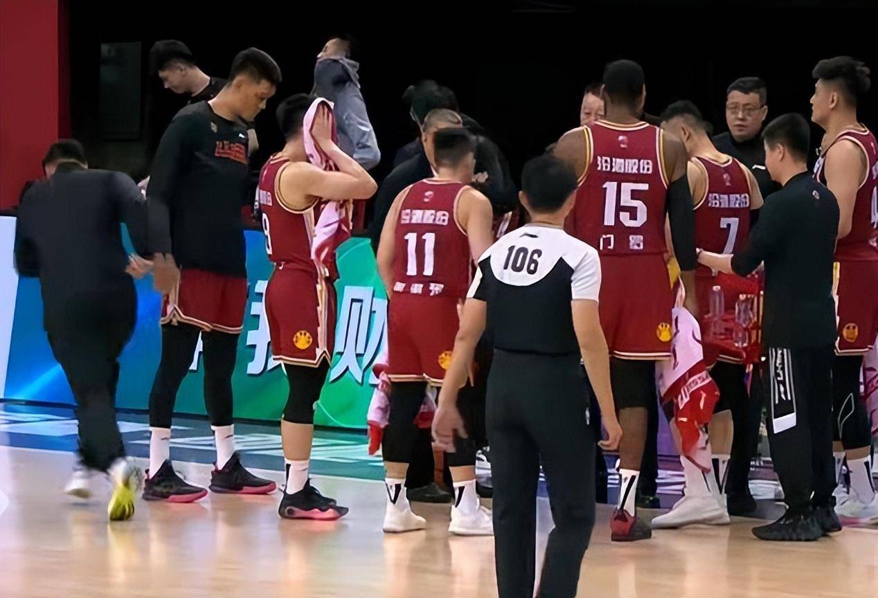 关于教练团队调整阵容,打造更优异球队的信息 关于教练团队调整阵容,打造更优异球队的信息