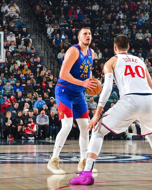 掘金战胜凯尔特人,约基奇准三双 掘金战胜凯尔特人,约基奇准三双