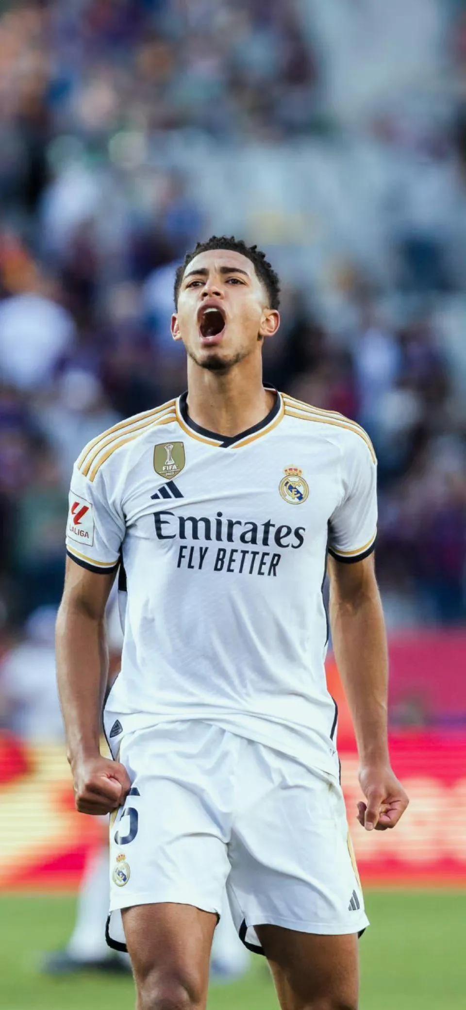 阿拉巴伤愈复出,皇马再现强大防线的简单介绍 阿拉巴伤愈复出,皇马再现强大防线的简单介绍