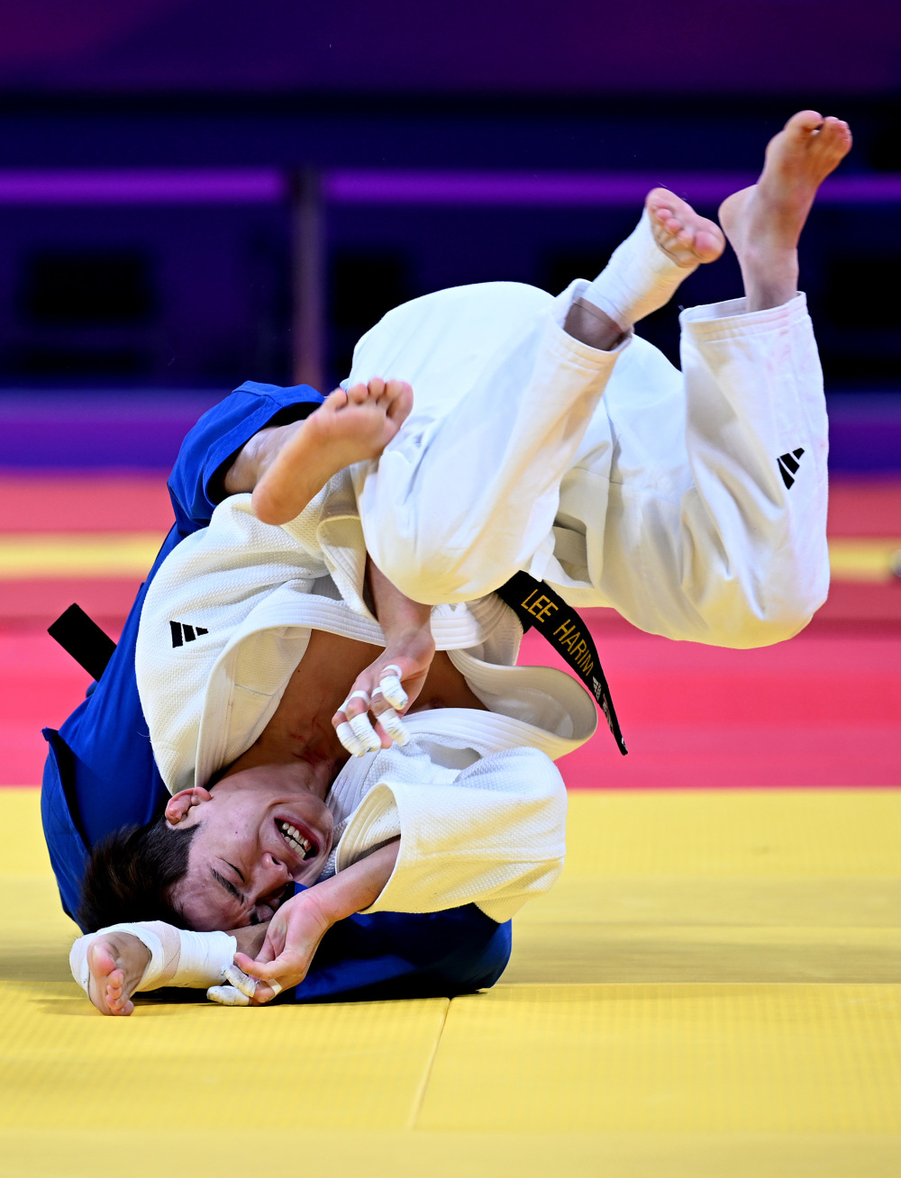 摩洛哥柔道选手迅速制胜获第一 摩洛哥柔道选手迅速制胜获第一