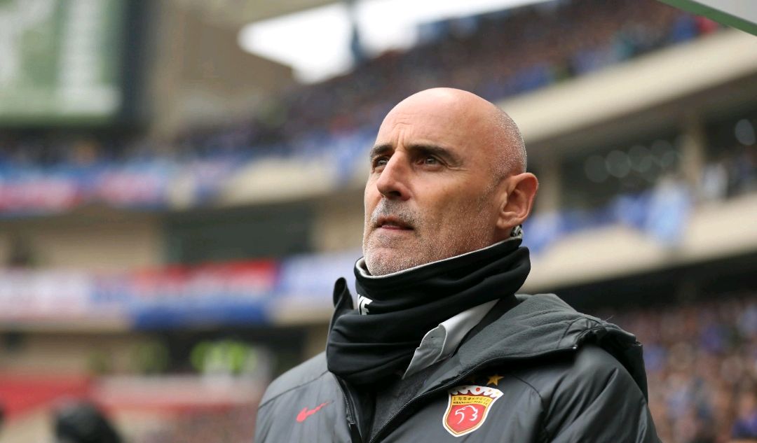 摩洛哥队派遣教练组赴欧洲寻找新一任国家队主帅 摩洛哥队派遣教练组赴欧洲寻找新一任国家队主帅