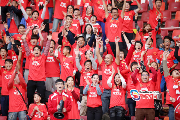 欧预赛资讯频传,球迷热情高涨 欧预赛资讯频传,球迷热情高涨