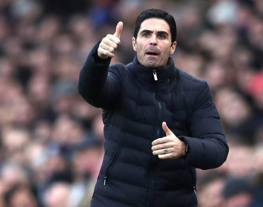 阿森纳继续低迷,排名不断下滑 阿森纳继续低迷,排名不断下滑