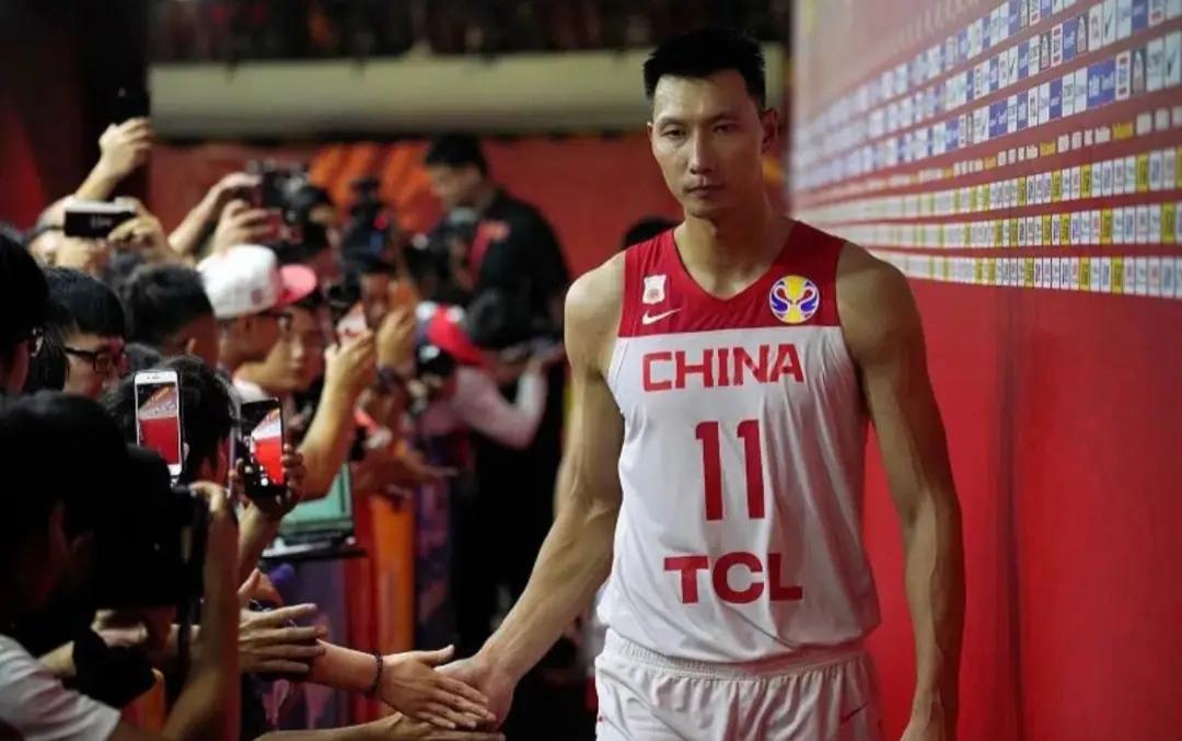 赫拉克勒斯主场遭逆转败局,遗憾失利 赫拉克勒斯主场遭逆转败局,遗憾失利