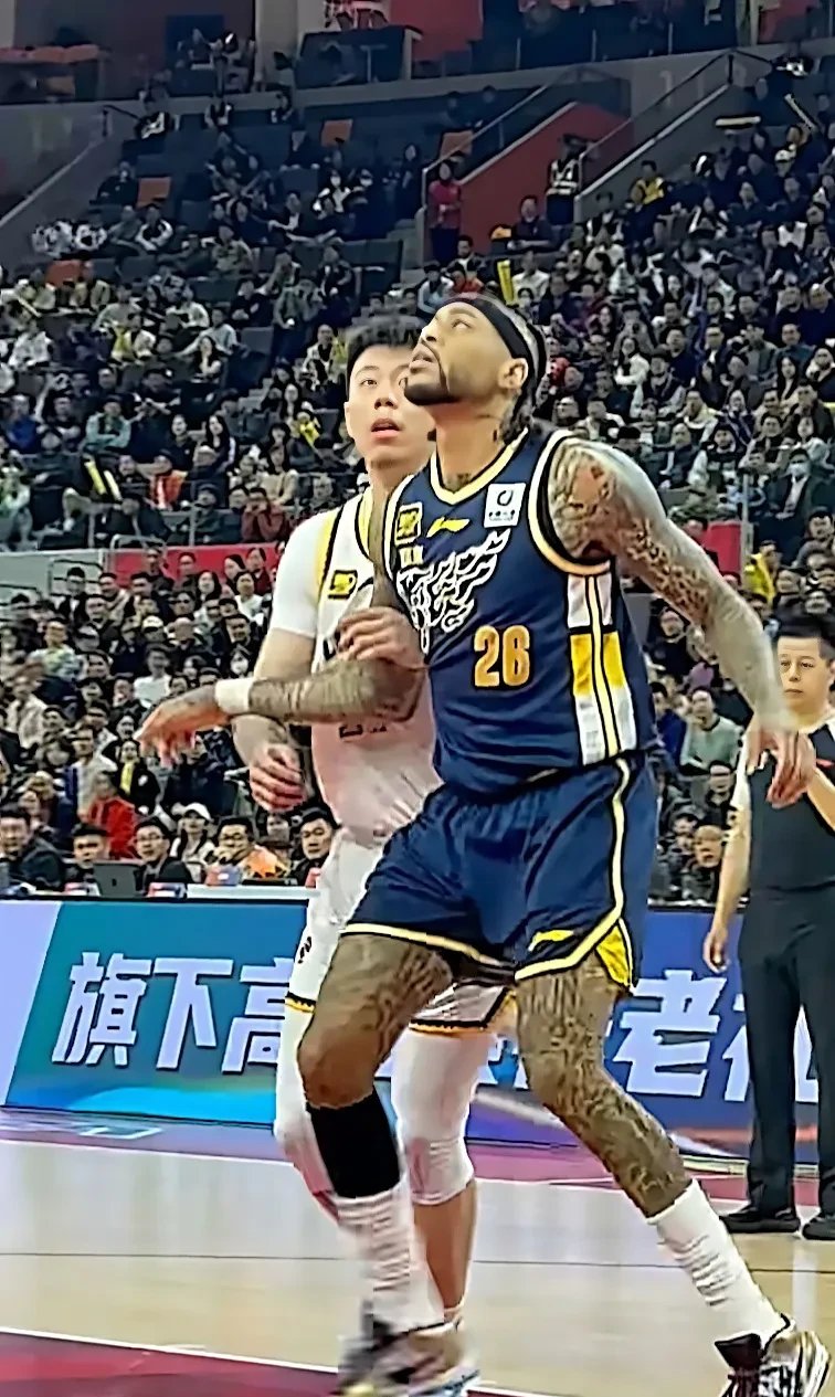 老将球员经验丰富,对比赛有着独特见解的简单介绍 老将球员经验丰富,对比赛有着独特见解的简单介绍