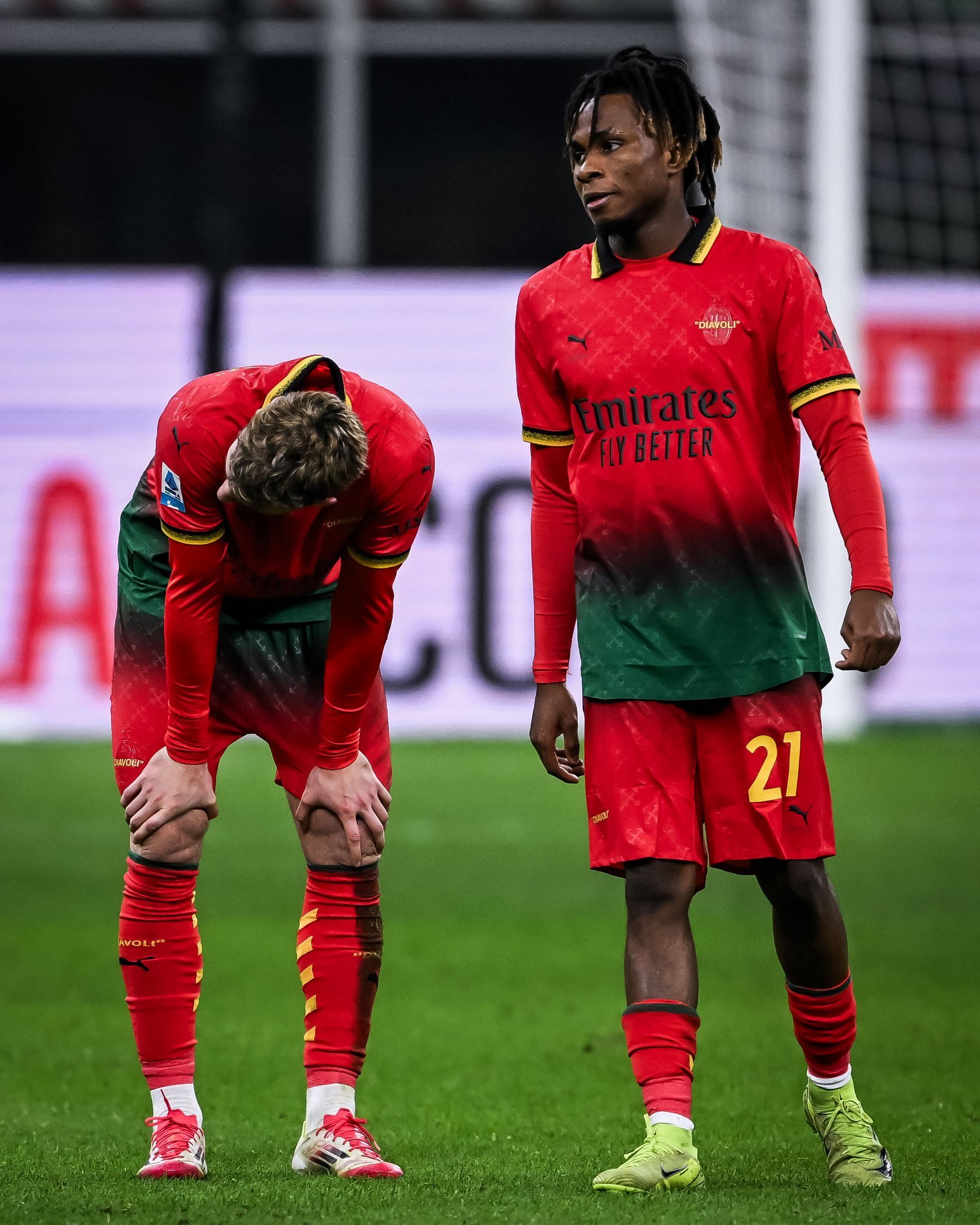 包含意大利足球比赛前景：球员伤情成关键的词条