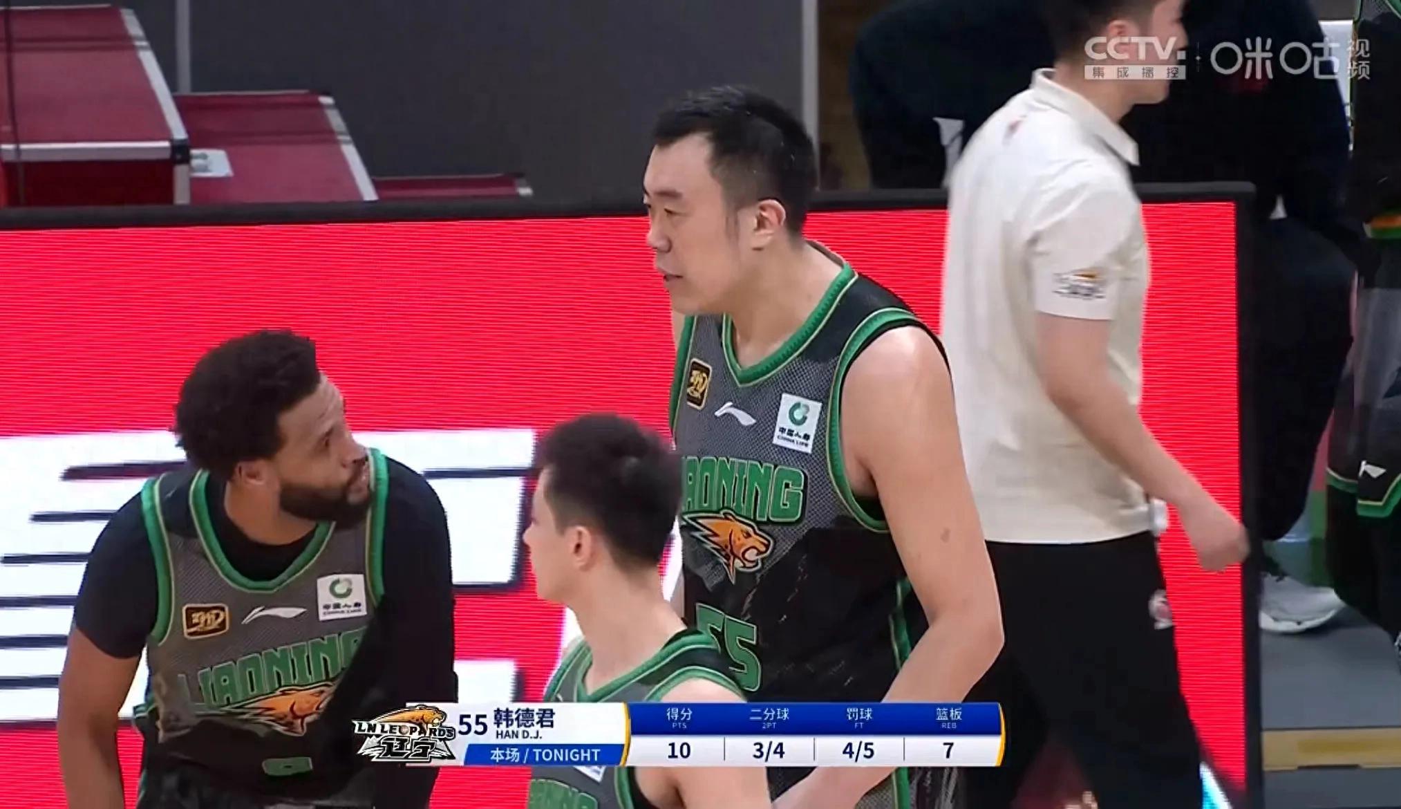 吉林队客场战胜江苏,取得两连胜 吉林队客场战胜江苏,取得两连胜