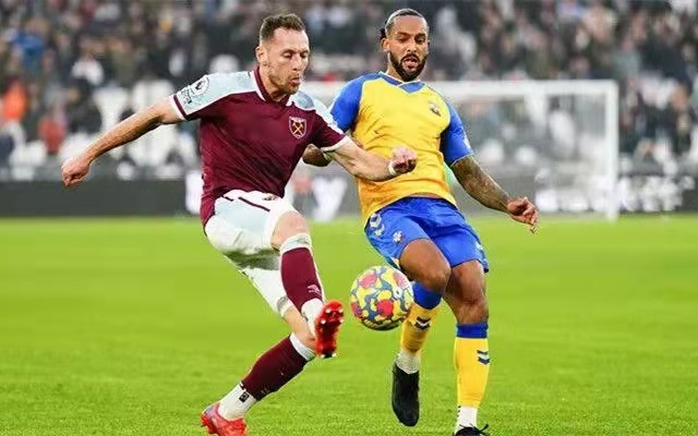 莱切斯特城客场战胜沃特福德,继续领跑积分榜的简单介绍 莱切斯特城客场战胜沃特福德,继续领跑积分榜的简单介绍