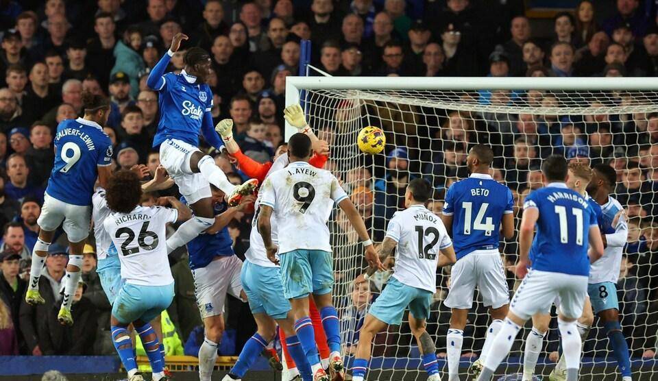 开云体育登录-斯旺西喜获胜利，重回保级路上充满信心