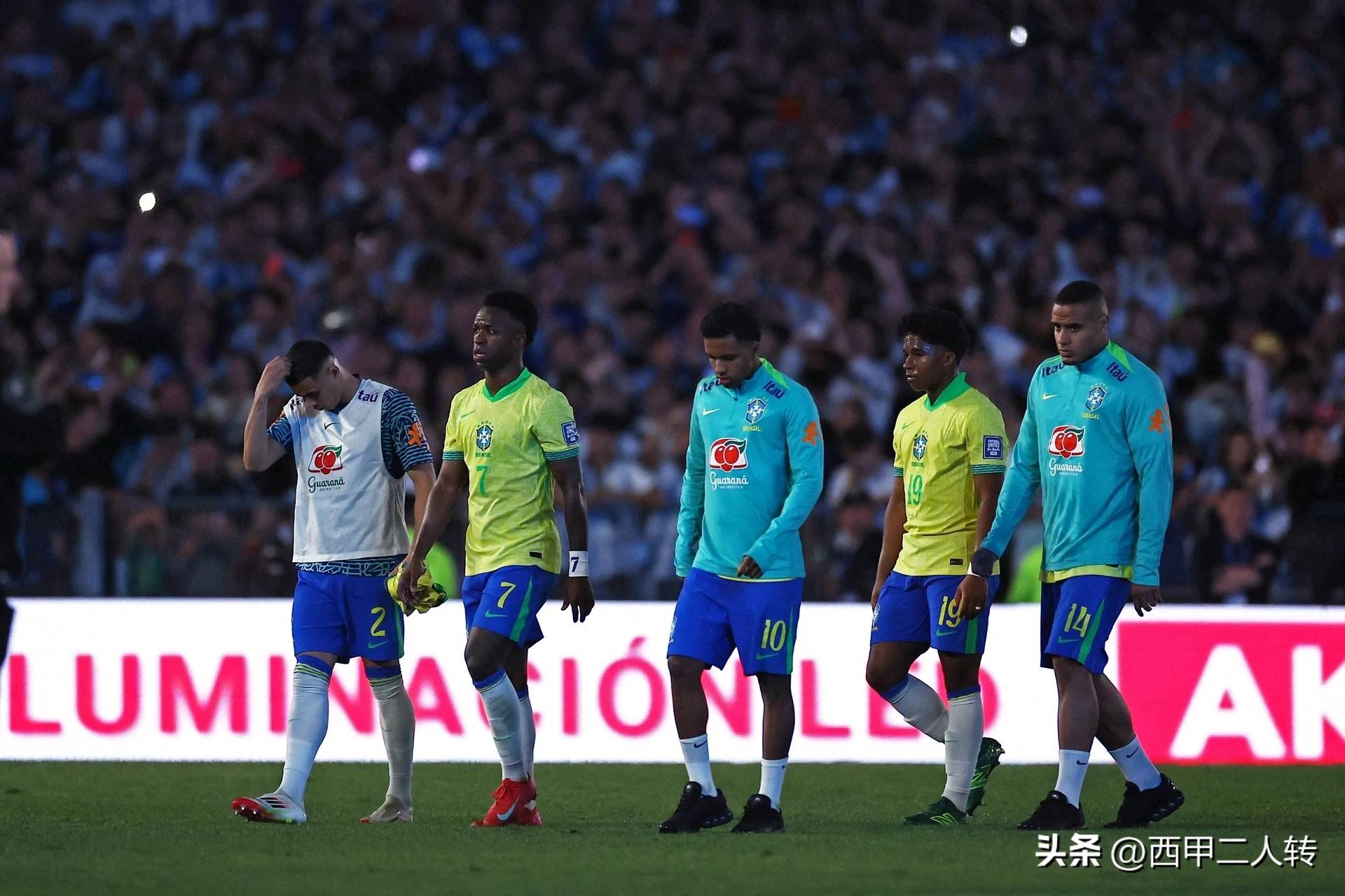 巴西女足全队士气高昂,备战最后一场比赛 巴西女足全队士气高昂,备战最后一场比赛