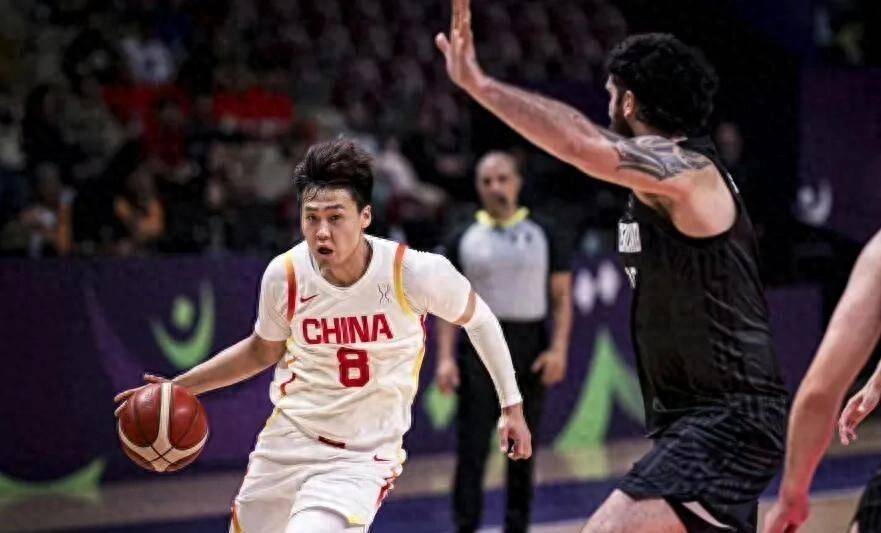 山东男篮逆袭击败北京队,势不可挡 山东男篮逆袭击败北京队,势不可挡