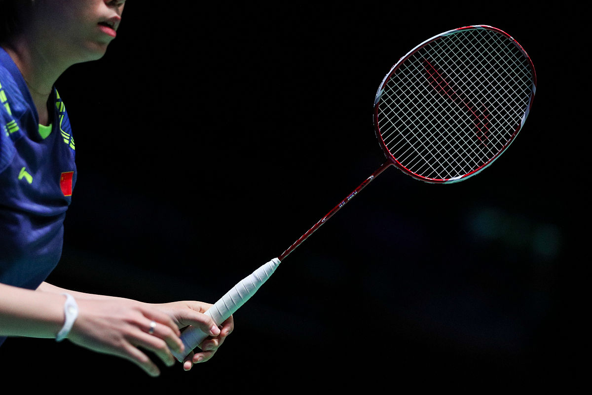 关于意大利羽毛球选手稳住领先,跻身前排的信息 关于意大利羽毛球选手稳住领先,跻身前排的信息