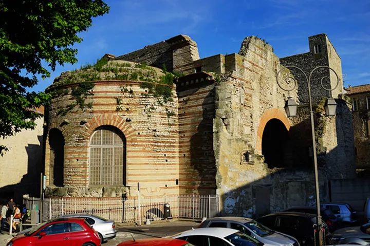 老妇人队员迸发潜力,精彩进攻轻松得分的简单介绍 老妇人队员迸发潜力,精彩进攻轻松得分的简单介绍