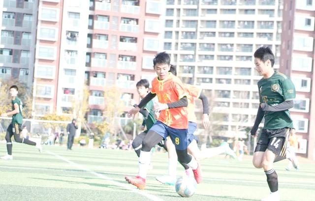 开云体育官方网站-球队在比赛中展现出了出色的团队合作精神