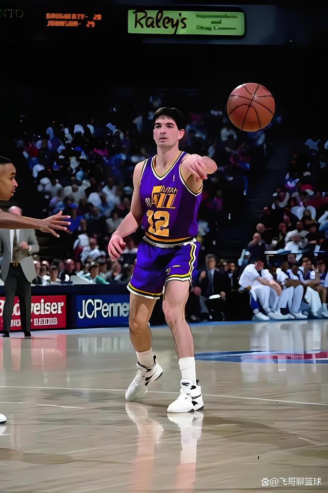 爵士队后卫表现出色,力保球队连胜壮举 爵士队后卫表现出色,力保球队连胜壮举