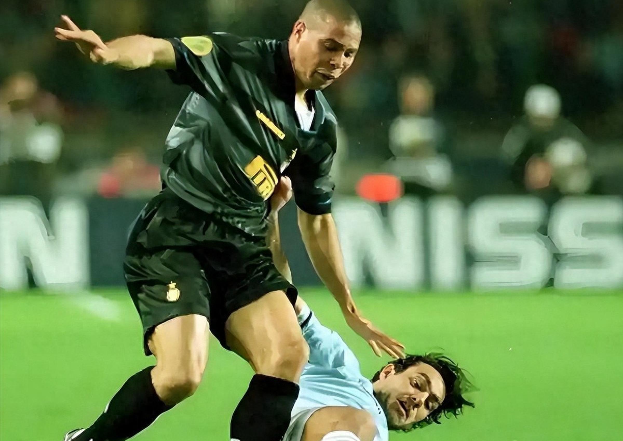 意甲传奇球星受伤,球迷心痛但信心不减 意甲传奇球星受伤,球迷心痛但信心不减