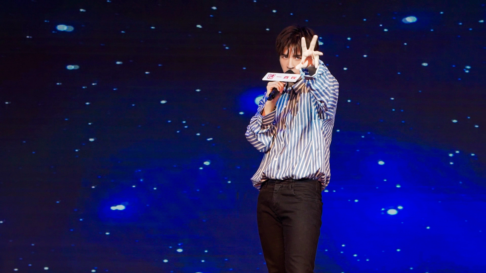 包含SHR险胜HLE,Gumayusi操刀奇招英雄翻盘强强对话成都决赛之夜,让粉丝疯狂欢呼的词条 包含SHR险胜HLE,Gumayusi操刀奇招英雄翻盘强强对话成都决赛之夜,让粉丝疯狂欢呼的词条