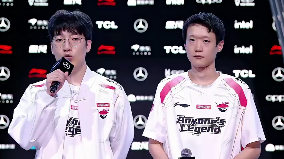 EG险胜JDG，Tarzan关键团战开团秒人强强对话半决赛，让粉丝疯狂欢呼