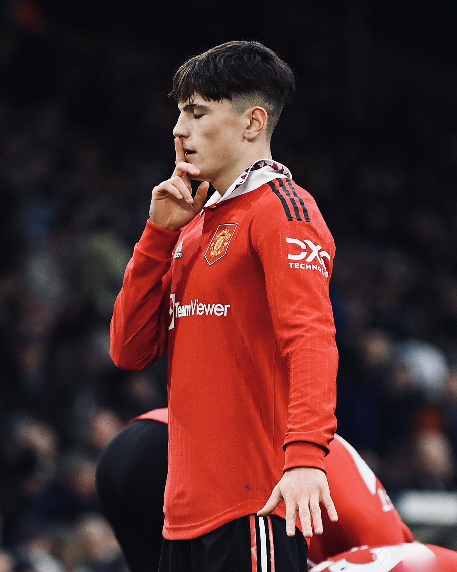 皇家社会中后卫遭遇停赛处罚，球队防线受挫