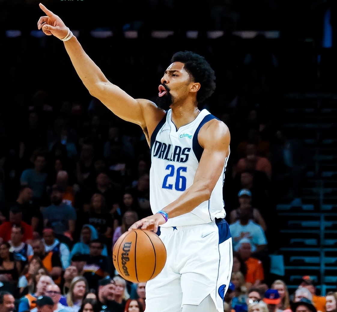 独行侠签下里基-勒鲁宾，加强内线实力