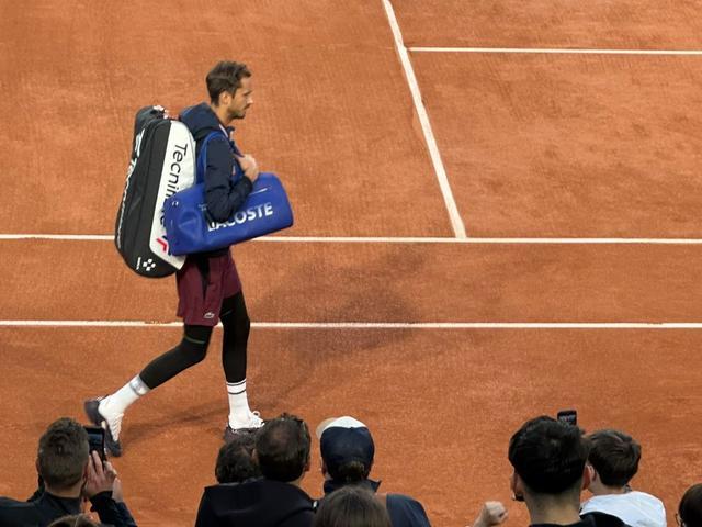 法网完胜蒙特卡洛大师赛，梅德韦杰夫带队取胜