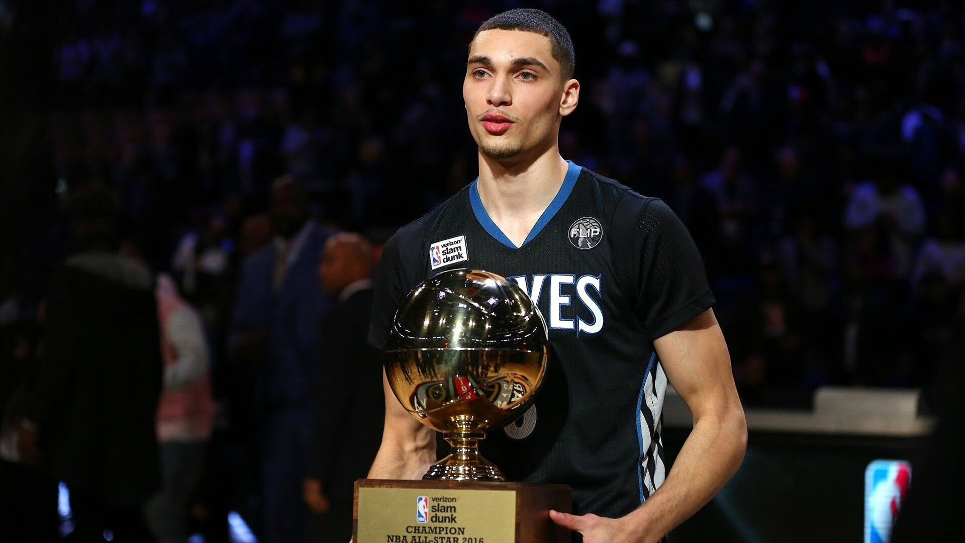 从缠斗到屠戮，米切尔教科书式表现如何反向拆解奇才？